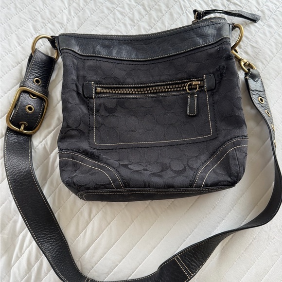 Coach Handbags - Coach Black Interior Bag with Gold Accents